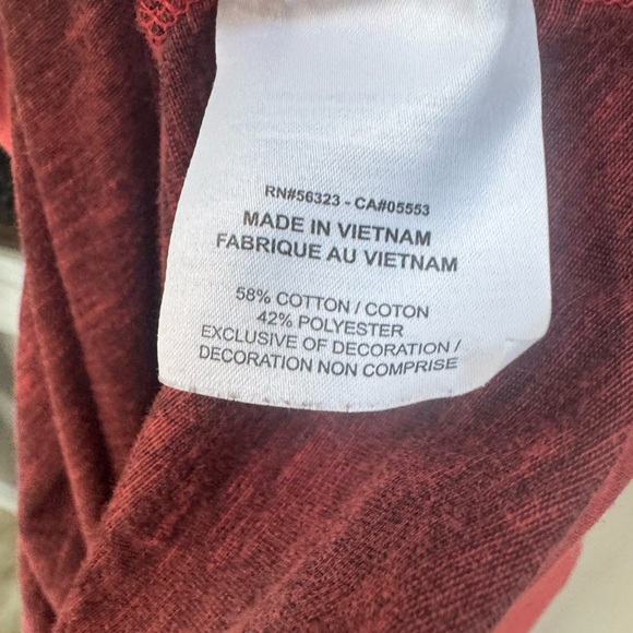 🔥Nike Red Short Sleeve Tee - Picture 4 of 6